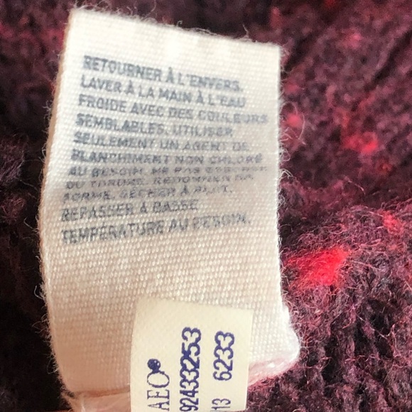 American Eagle Burgundy Open Stitch Wool Blend Sweater Small - Picture 11 of 15
